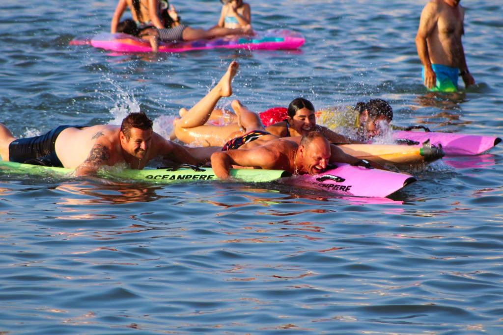 Entraînement en mer avec planches de sauvetage